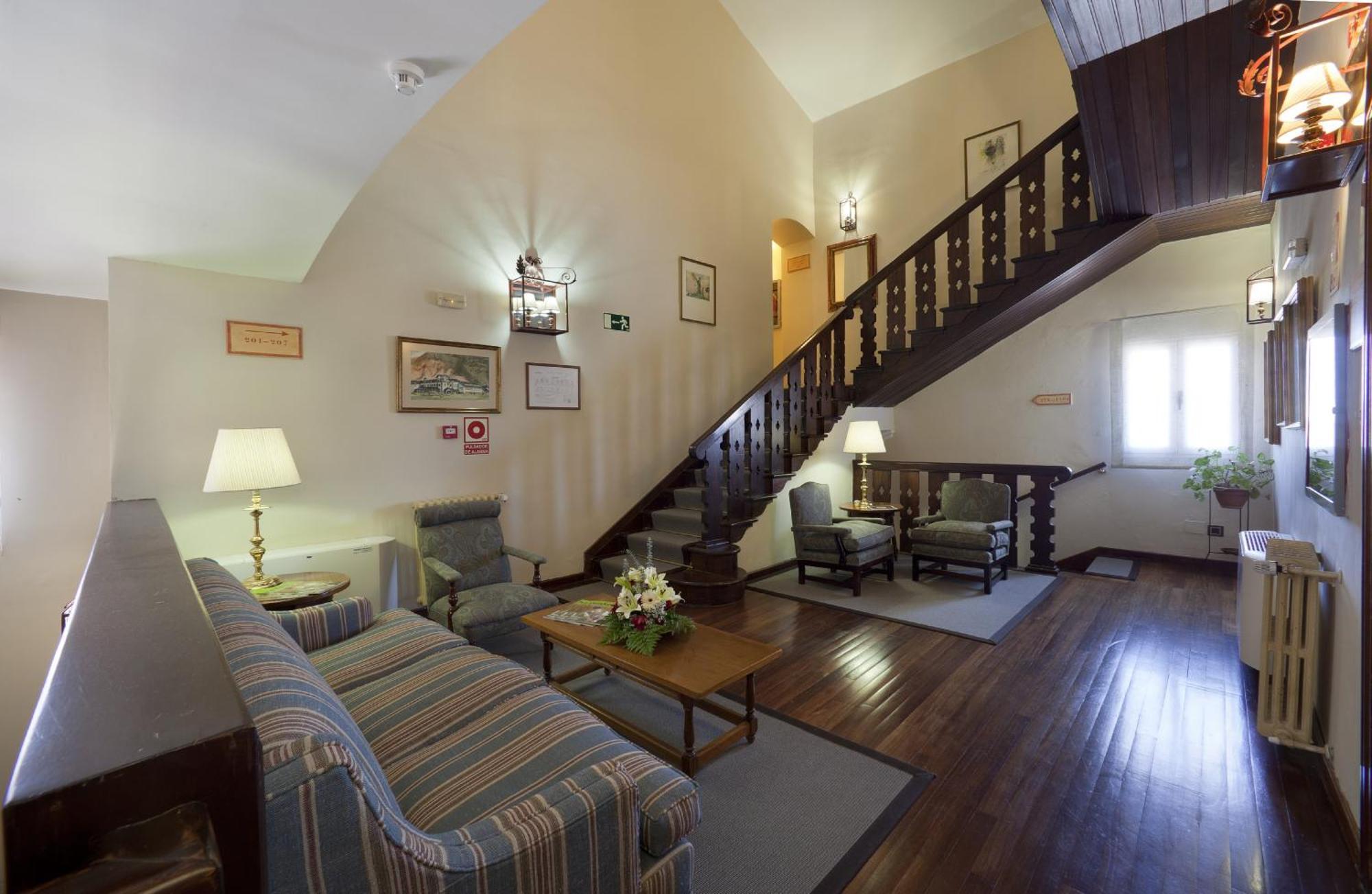 Parador De Las Canadas Del Teide La Orotava Esterno foto