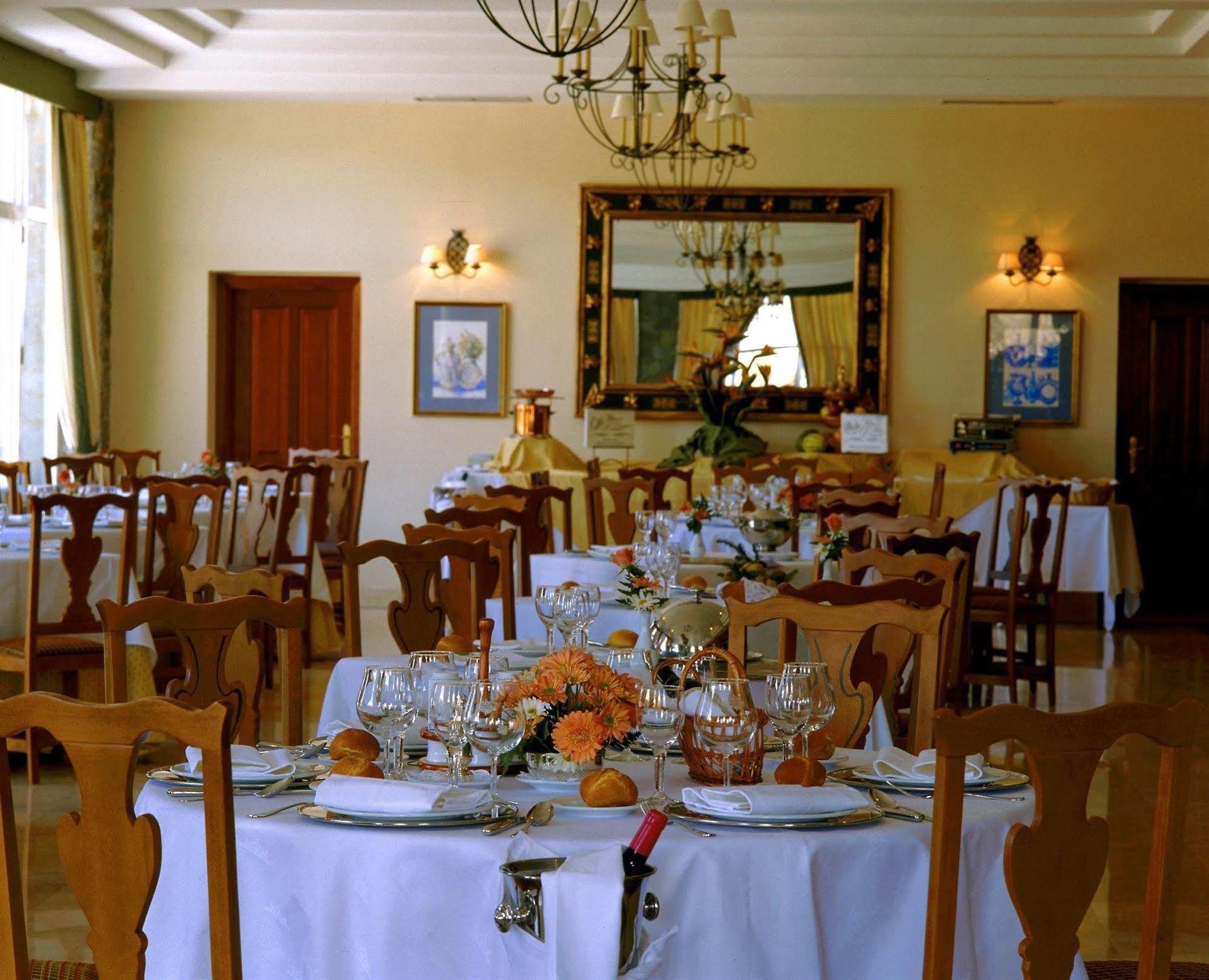 Parador De Las Canadas Del Teide La Orotava Esterno foto