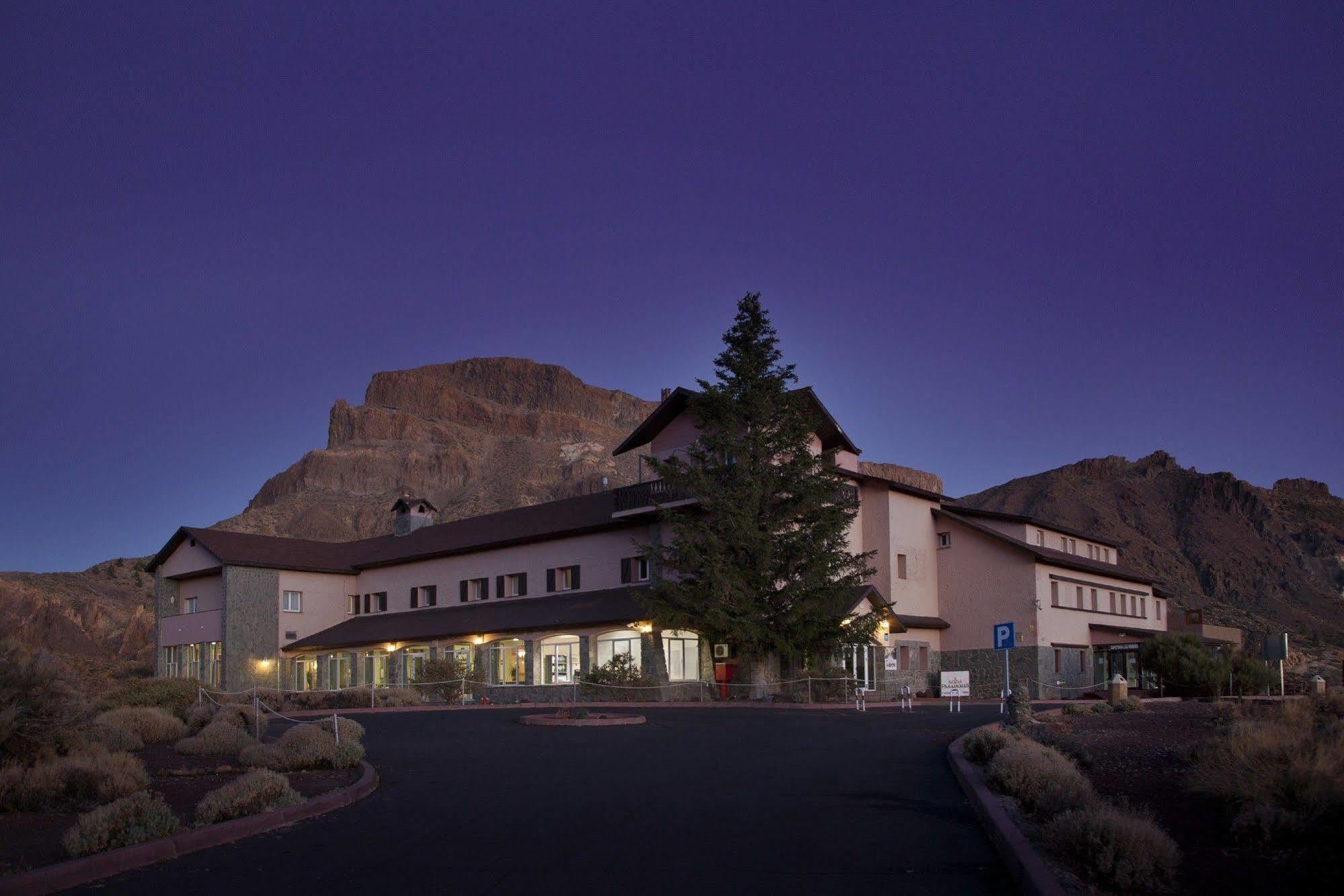 Parador De Las Canadas Del Teide La Orotava Esterno foto